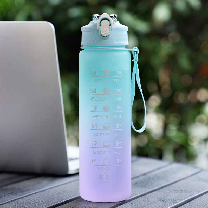 MotiveFlow 750ml Gradient Water Bottle: Vibrant Colors and Inspiring Labels