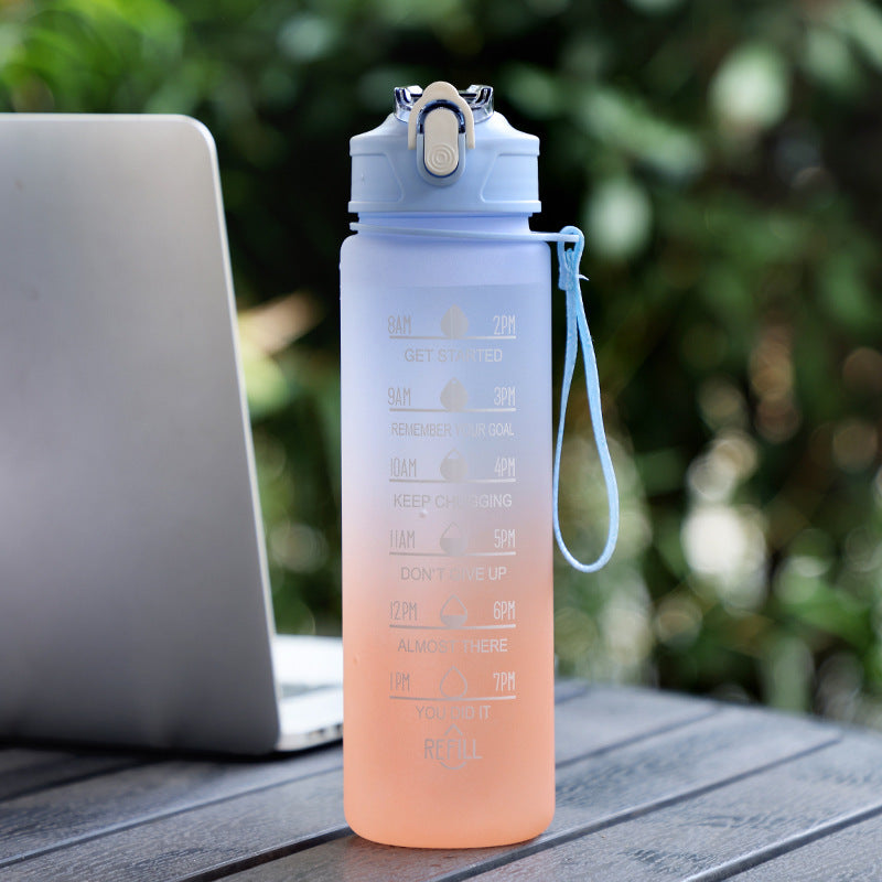 MotiveFlow 750ml Gradient Water Bottle: Vibrant Colors and Inspiring Labels