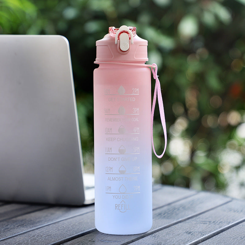MotiveFlow 750ml Gradient Water Bottle: Vibrant Colors and Inspiring Labels
